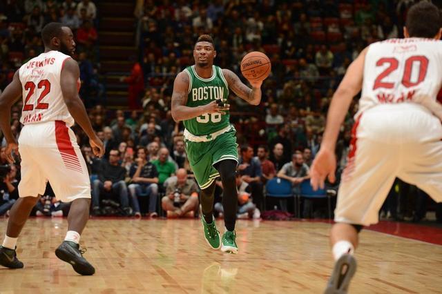 的边路进攻 的边路进攻