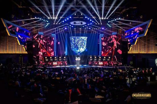 赛季的球员 赛季的球员