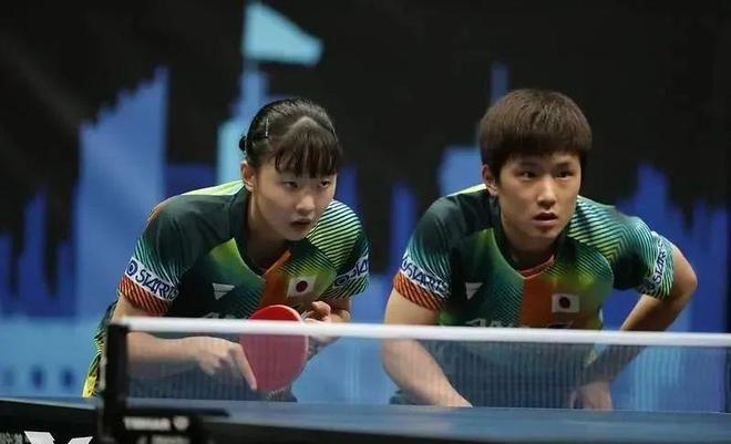 和权威的利 和权威的利