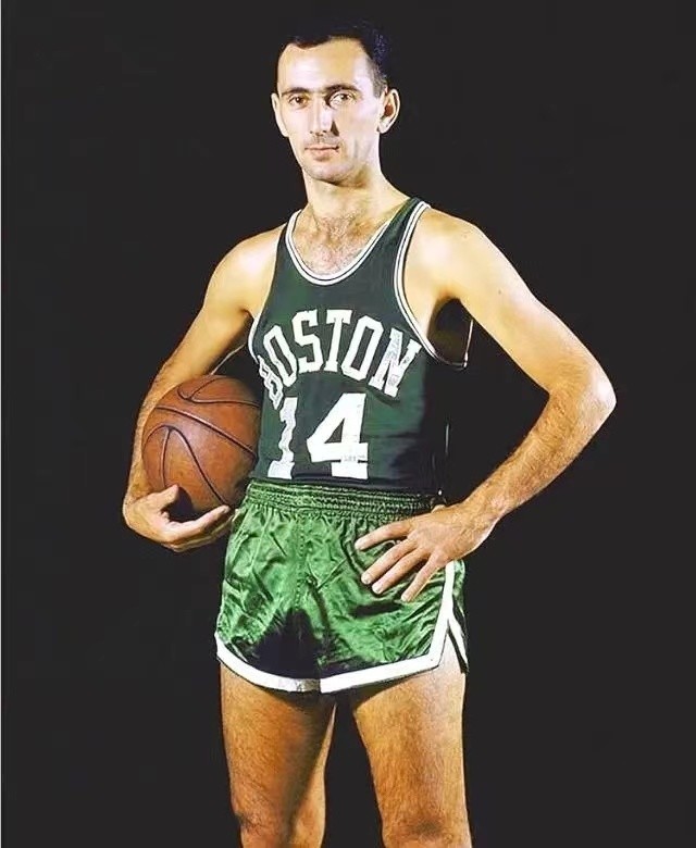 导致动作犹 导致动作犹